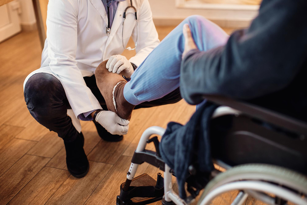 How Home Health Care Can Help Patients with a Total Knee Replacement